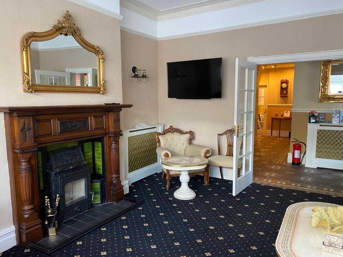 Chester House Guest House Eksteriør billede The interior of the hotel