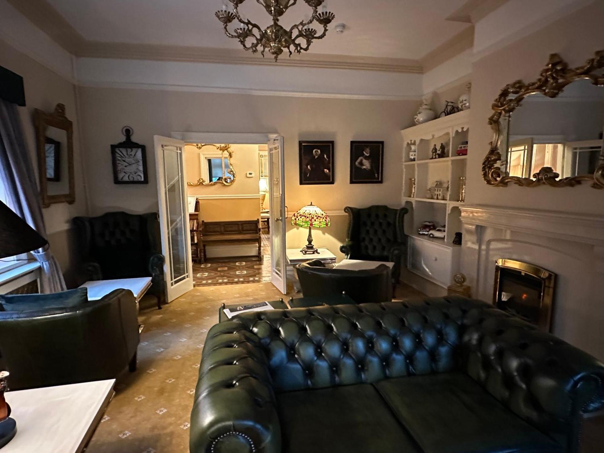 Chester House Guest House Eksteriør billede The interior of the hotel
