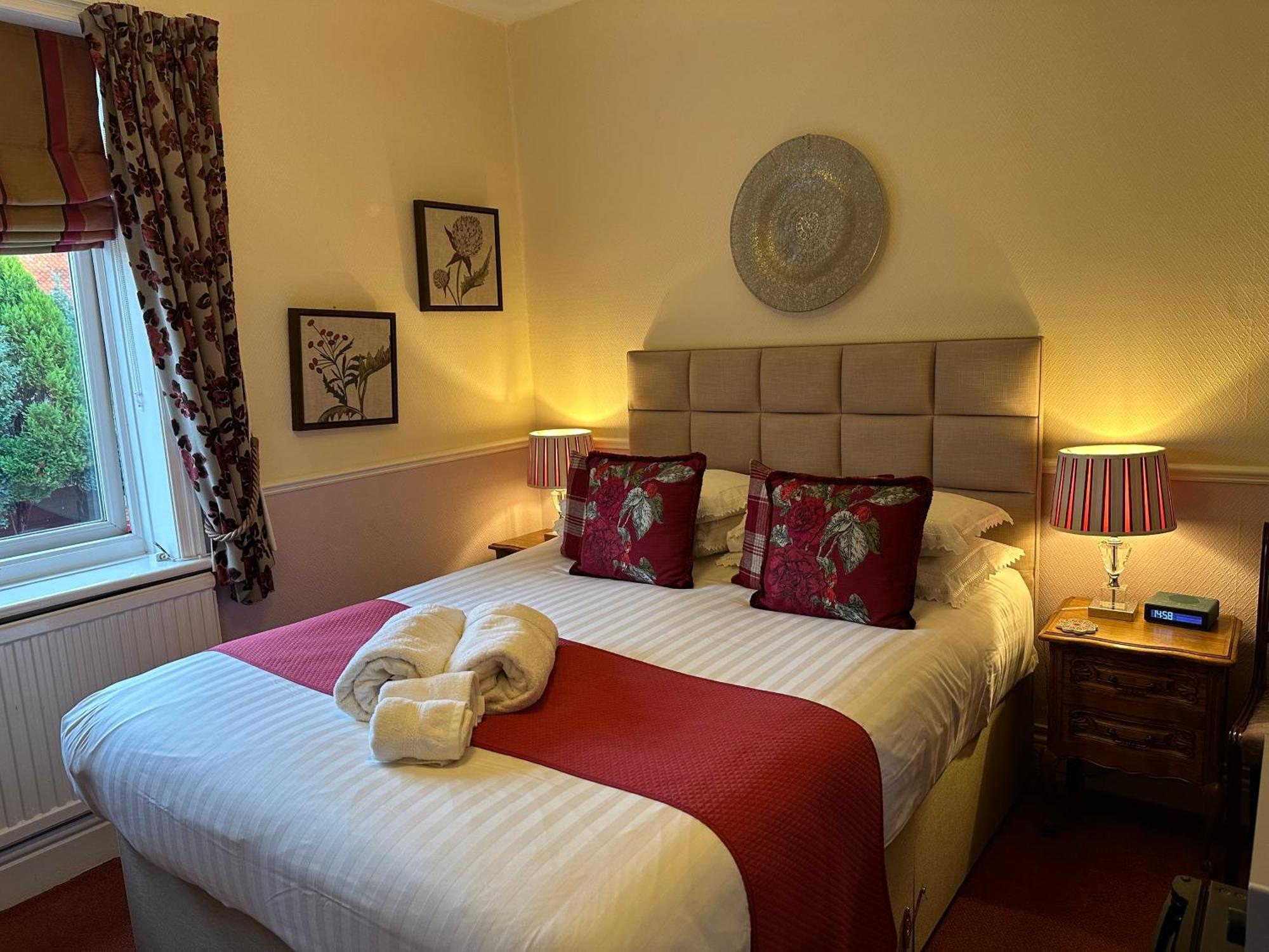 Chester House Guest House Eksteriør billede A bedroom at the hotel
